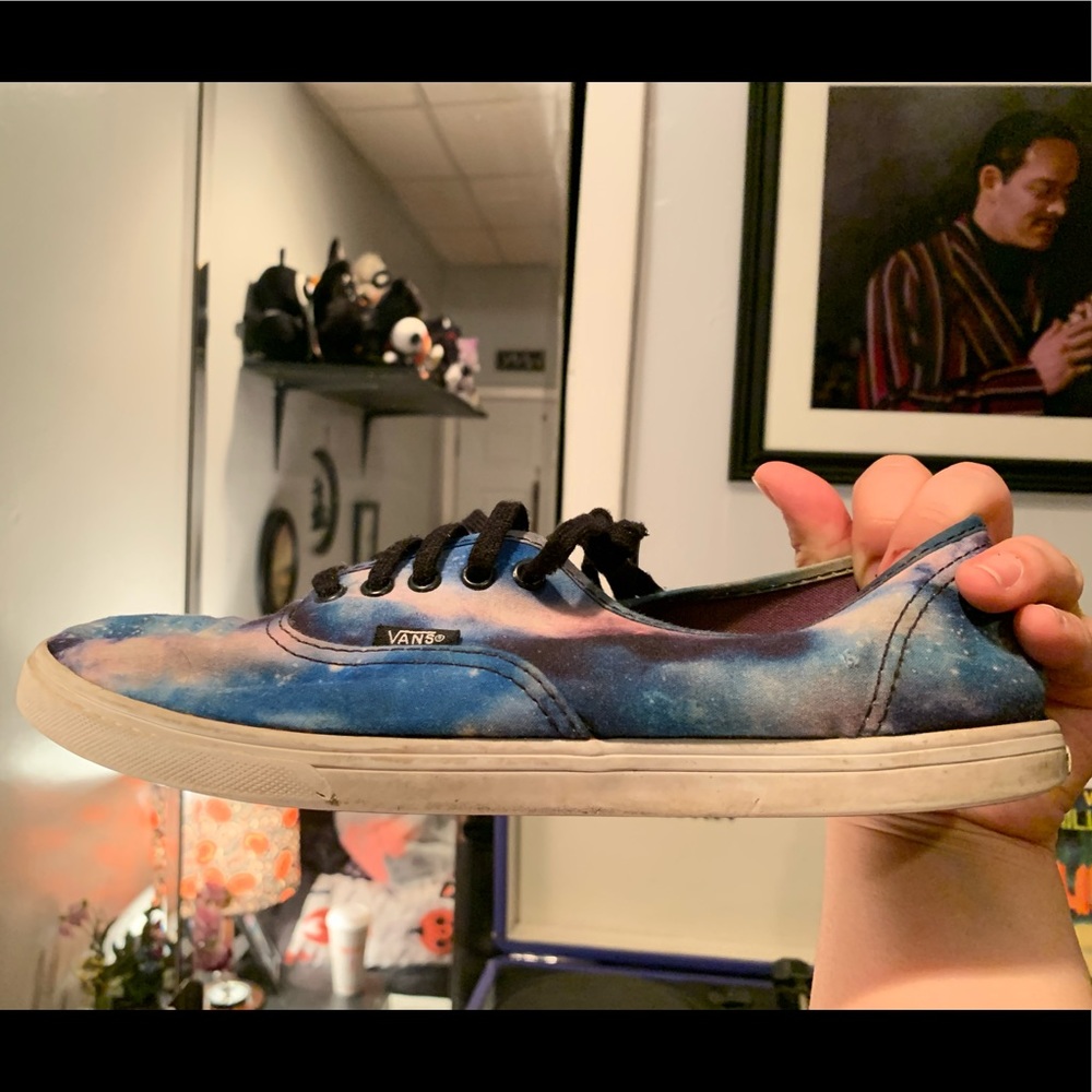 Galaxy Vans